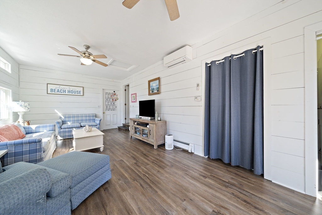 26 Sanddollar Cir
