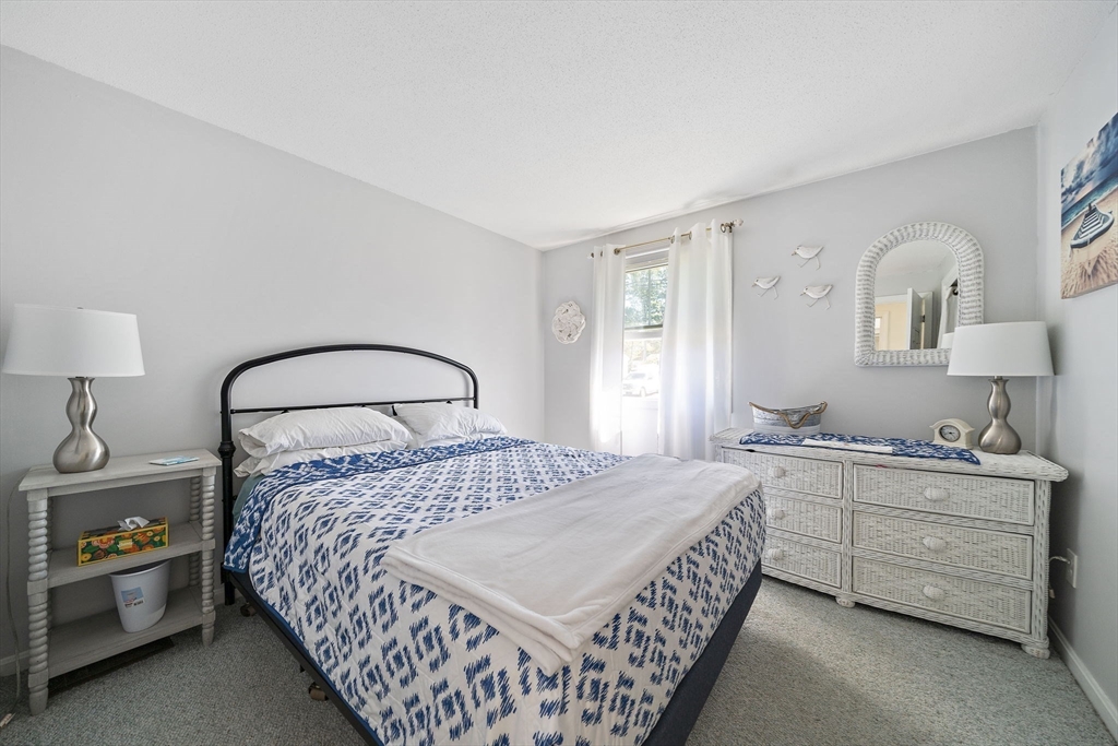 26 Sanddollar Cir