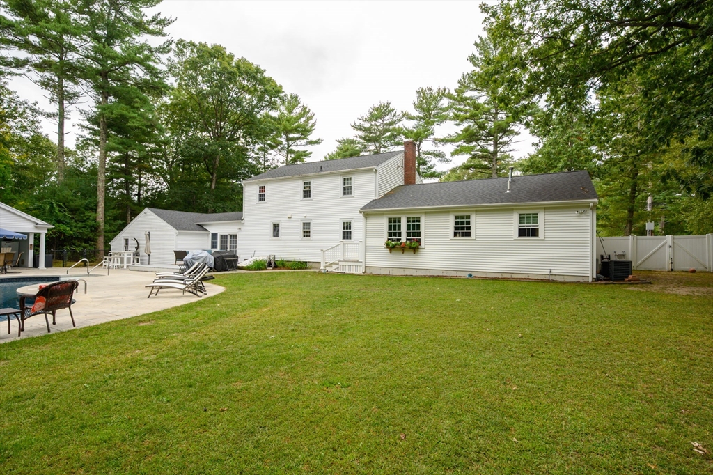 234 Forest St