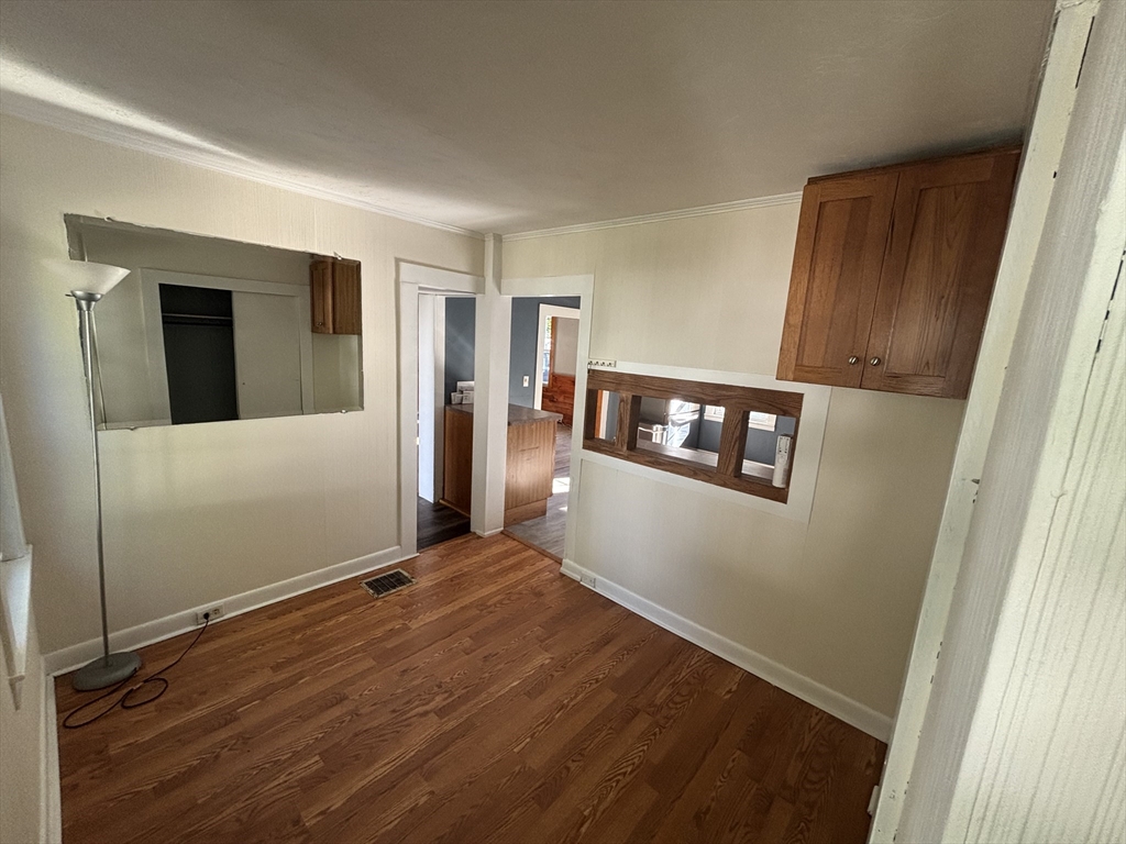 18 Bolton Place # 18