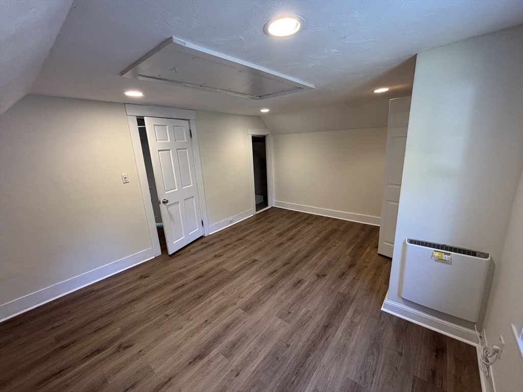 18 Bolton Place # 18