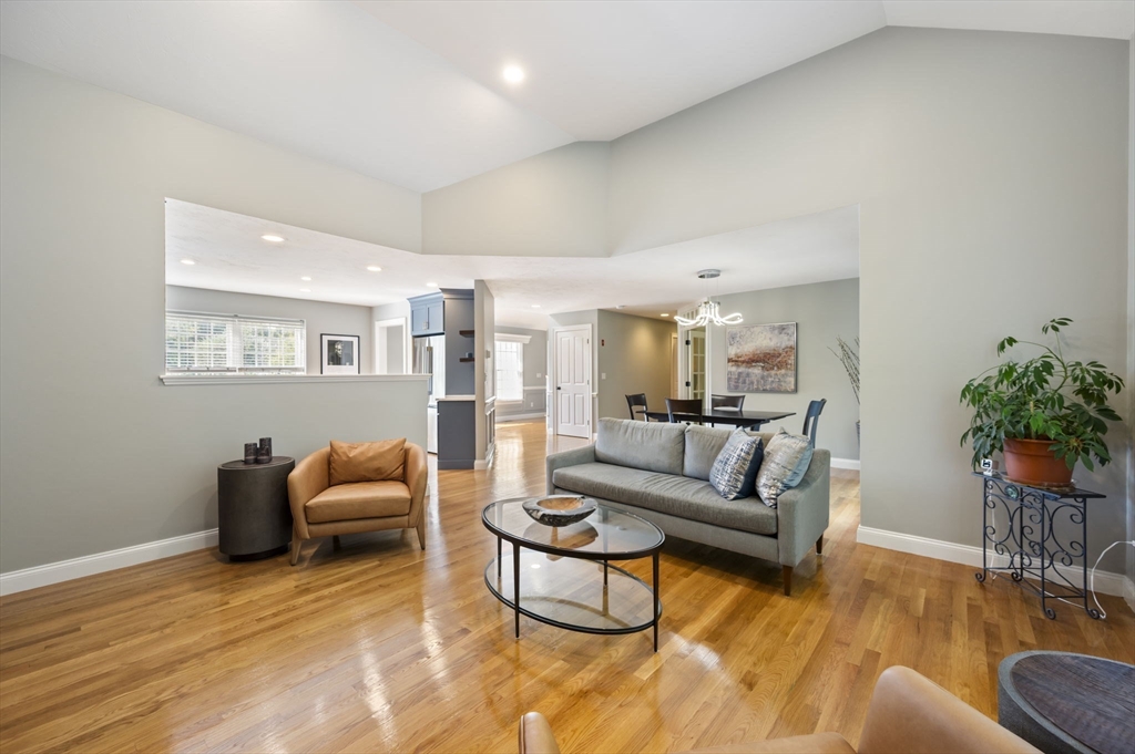 28 Fieldstone Dr # 28