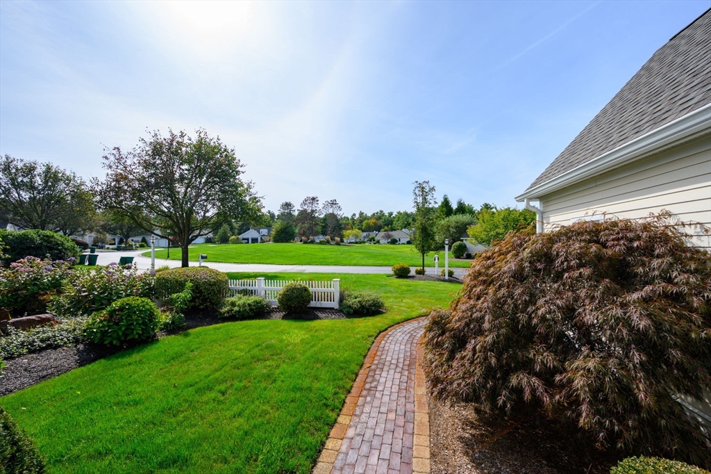 28 Fieldstone Dr # 28