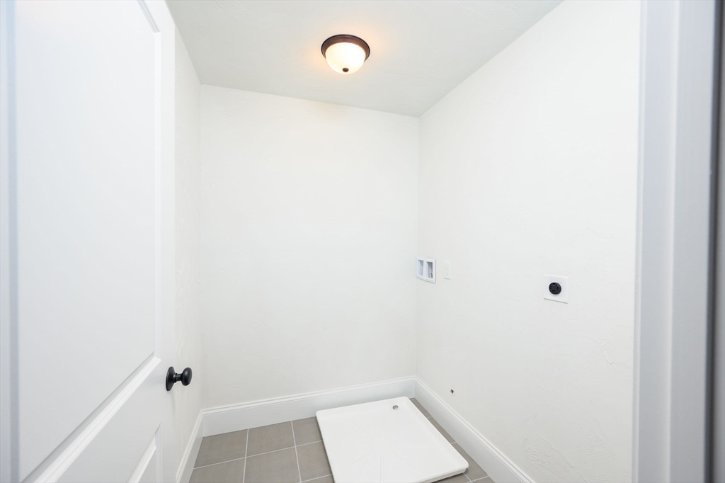 44 Metacomet Road # 44, West Bridgewater Unit: #44