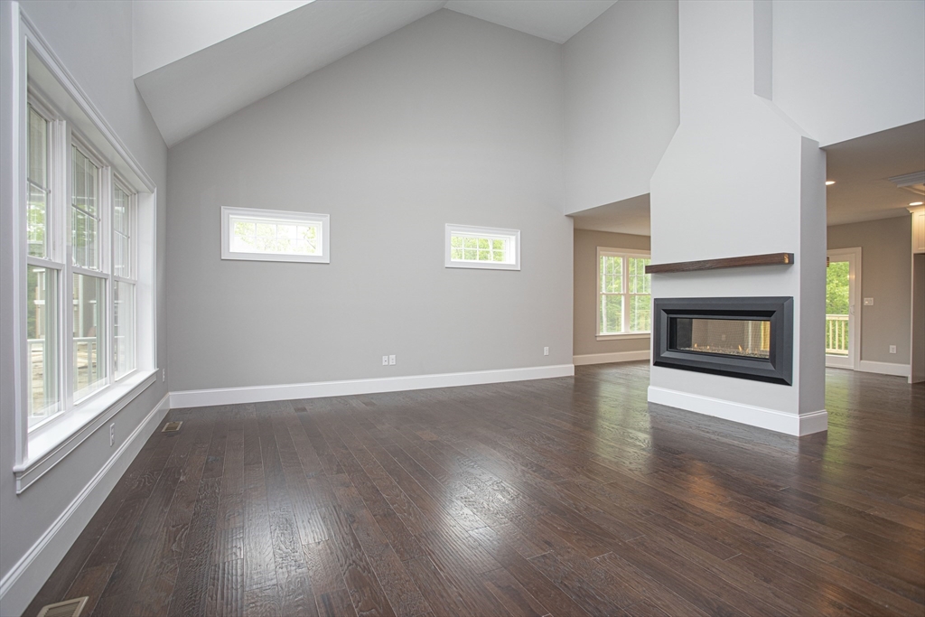 37 Metacomet Rd # 37, West Bridgewater Unit: 37