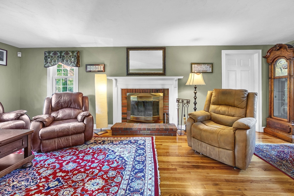 234 Forest St, Pembroke