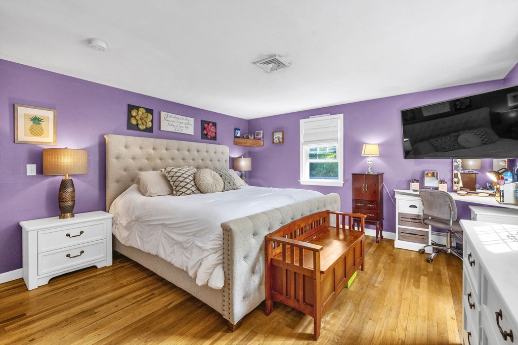 234 Forest St, Pembroke