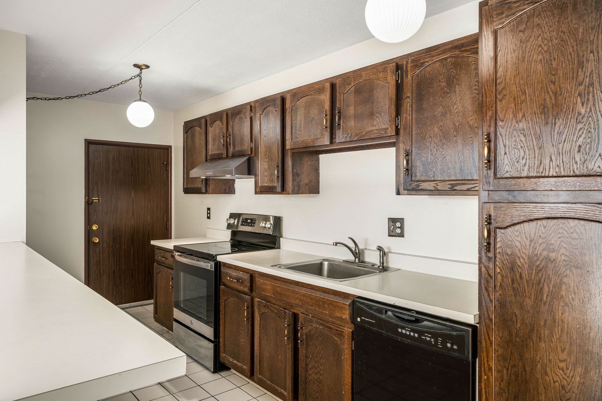 30 Skyline Dr # 6
