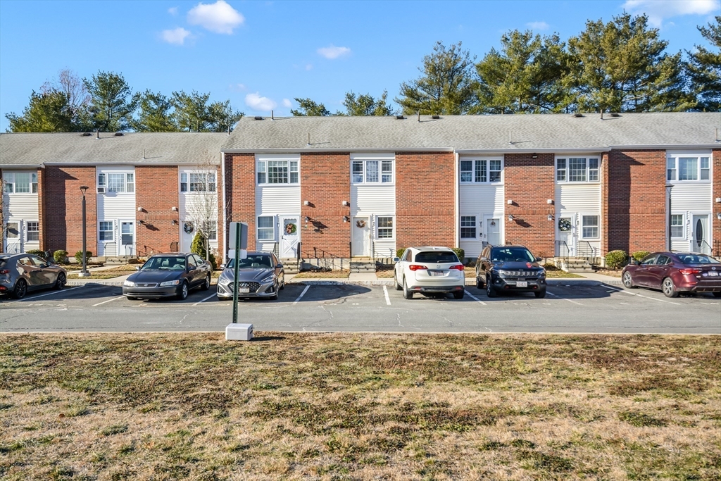 41 Foundry St # 8 Unit: 14-8