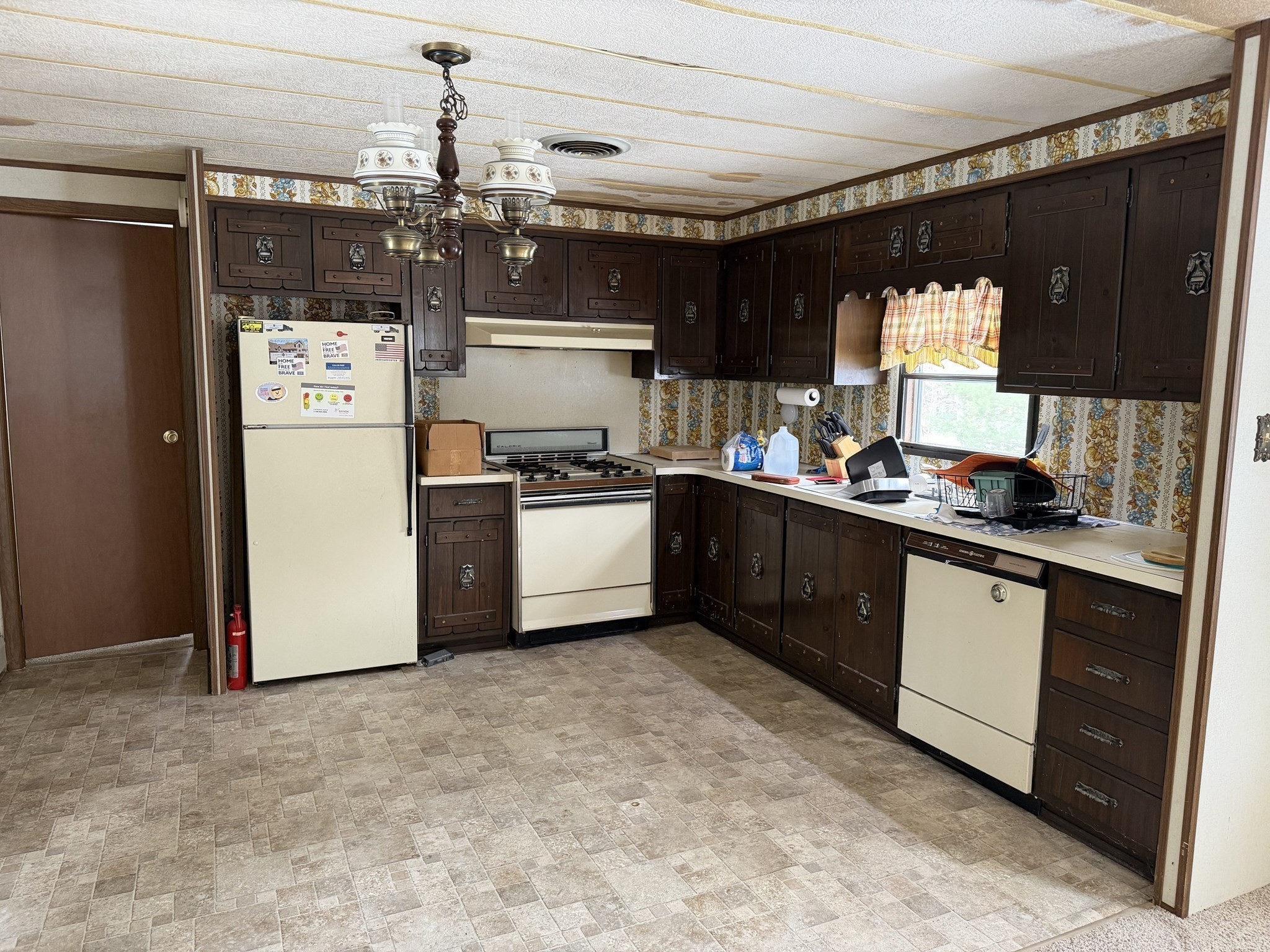 28 Haskell Cir