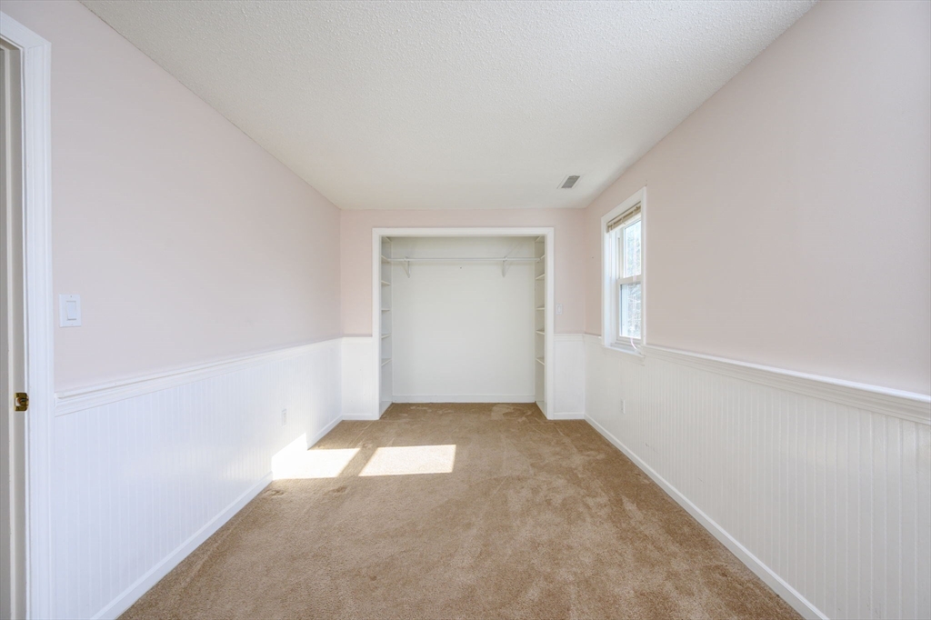 5 Harbor Hill Dr # 5