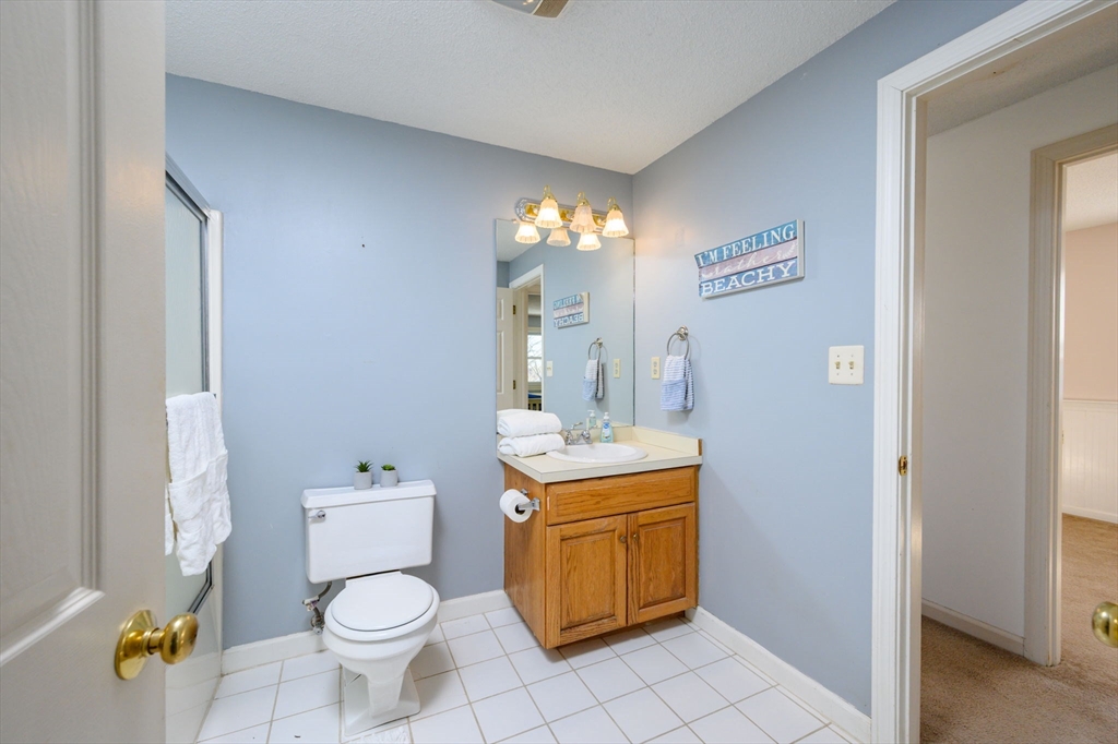 5 Harbor Hill Dr # 5