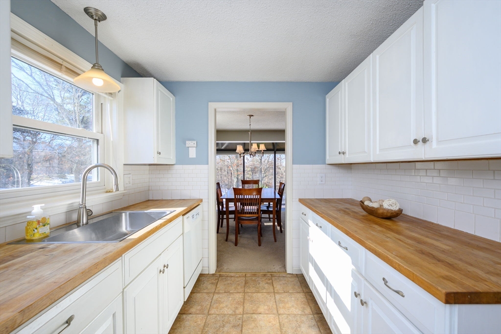 5 Harbor Hill Dr # 5