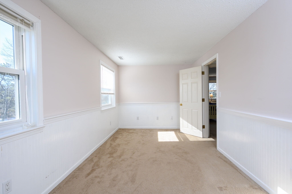 5 Harbor Hill Dr # 5