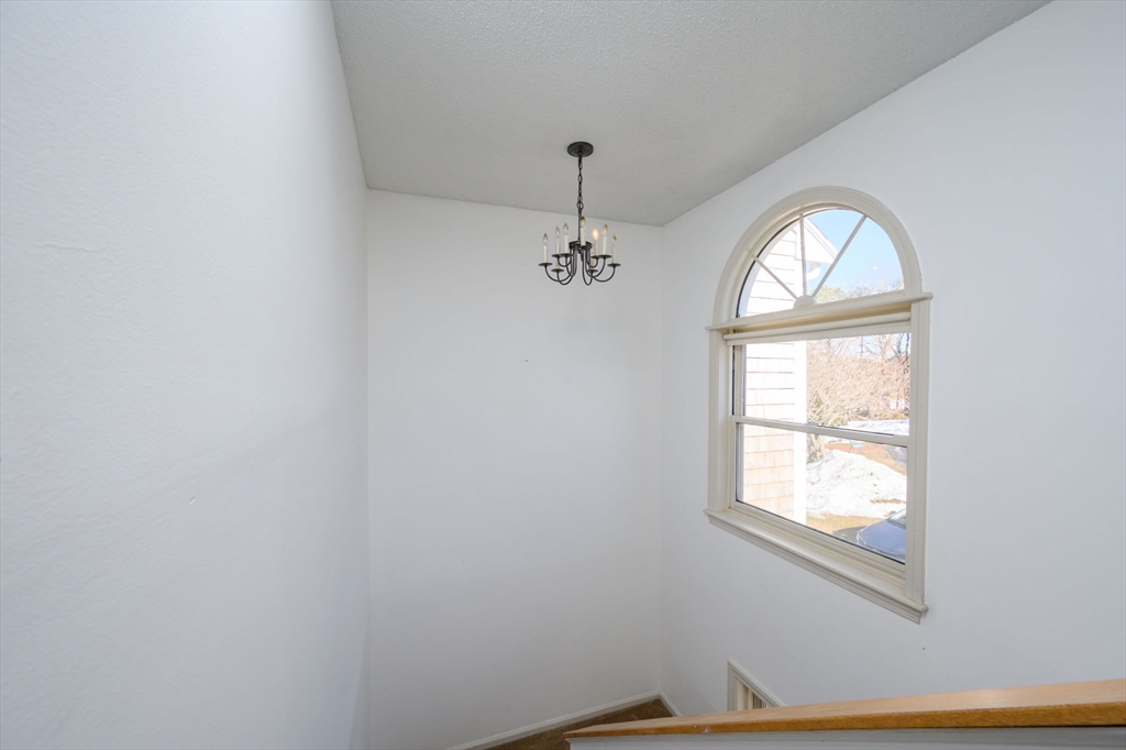 5 Harbor Hill Dr # 5