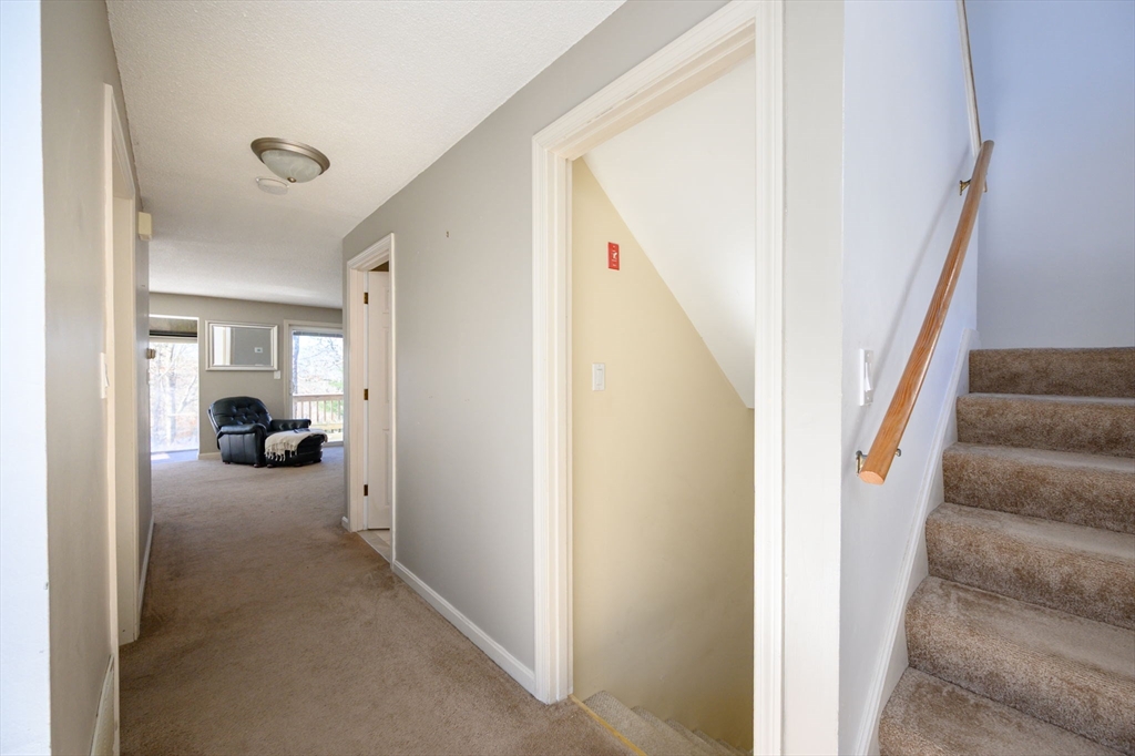 5 Harbor Hill Dr # 5