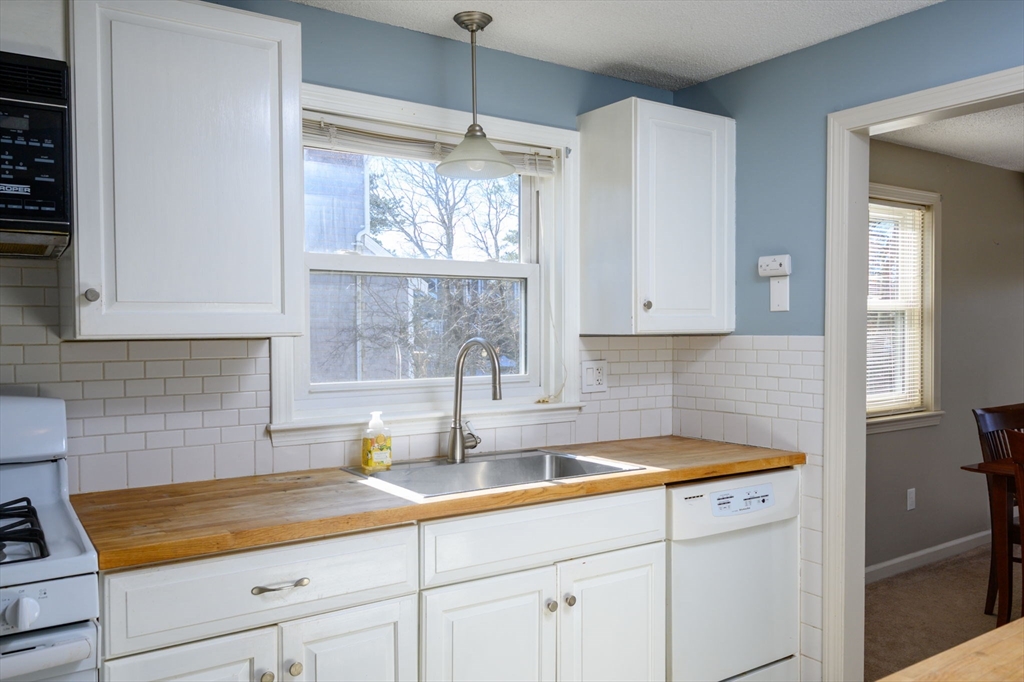 5 Harbor Hill Dr # 5