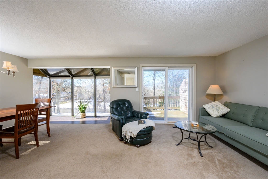 5 Harbor Hill Dr # 5