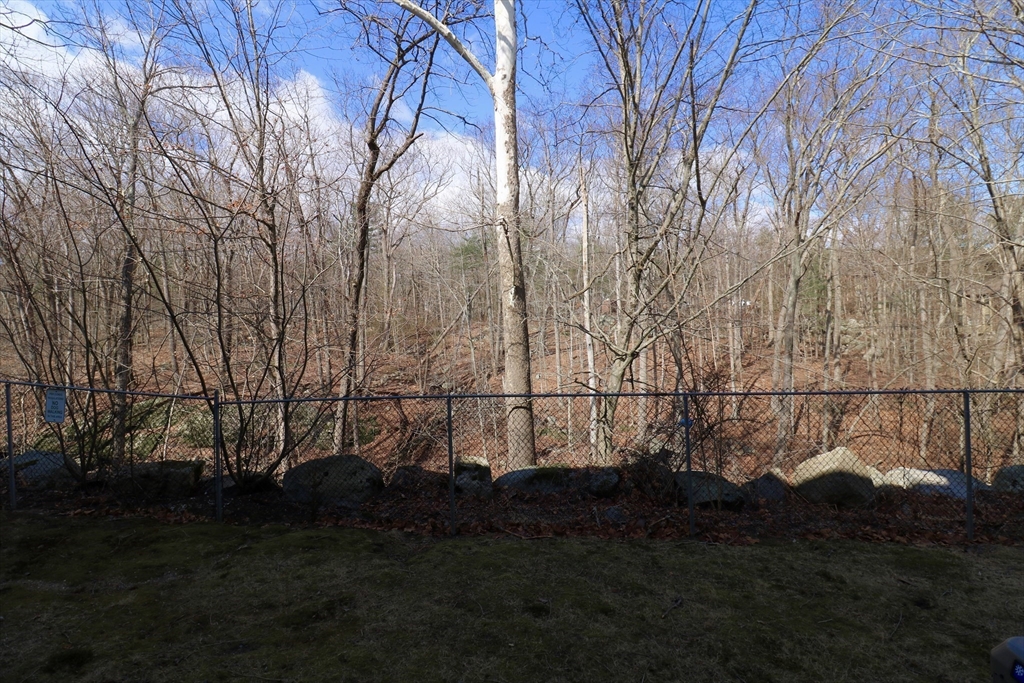 204 Tall Oaks Drive # F