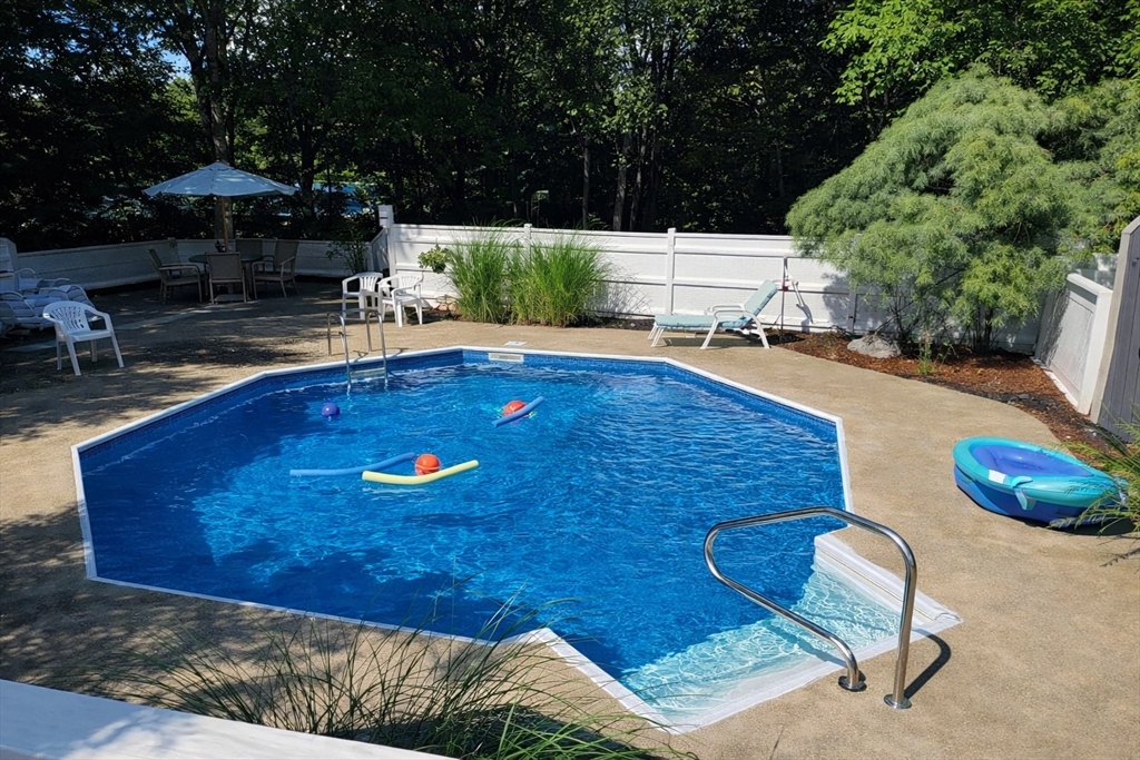 50 Christina Marie Dr