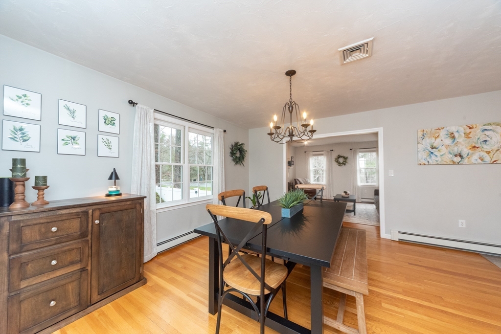 11 Bramblewood St