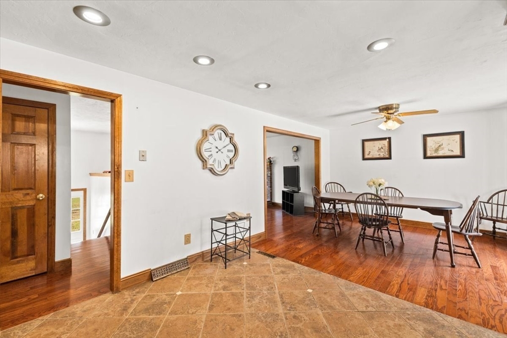100 Lexington St