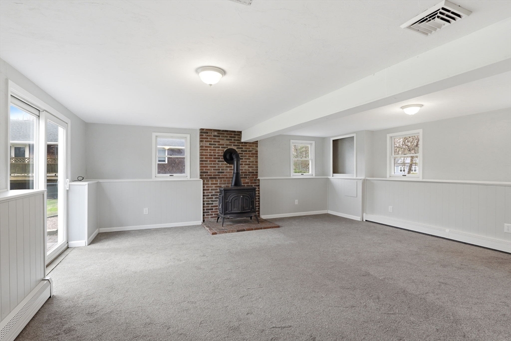 42 Bayberry Rd