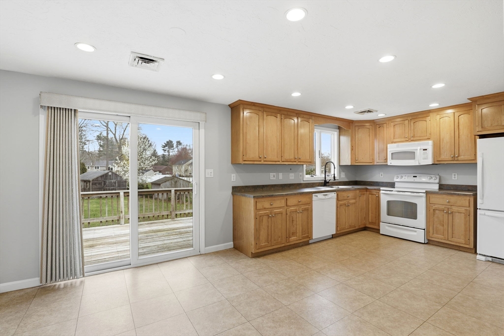 42 Bayberry Rd