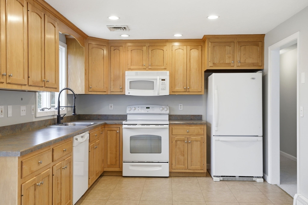 42 Bayberry Rd