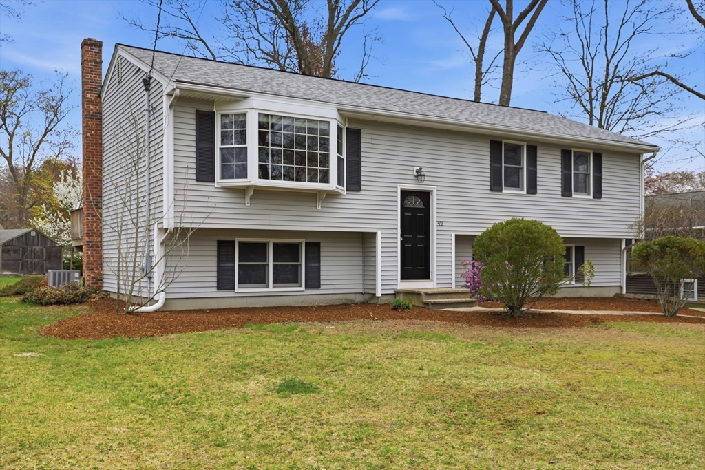 42 Bayberry Rd