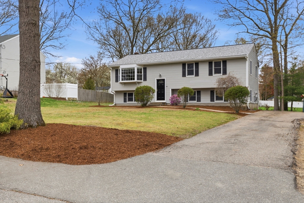 42 Bayberry Rd
