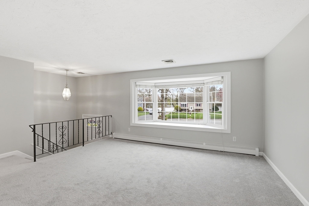 42 Bayberry Rd