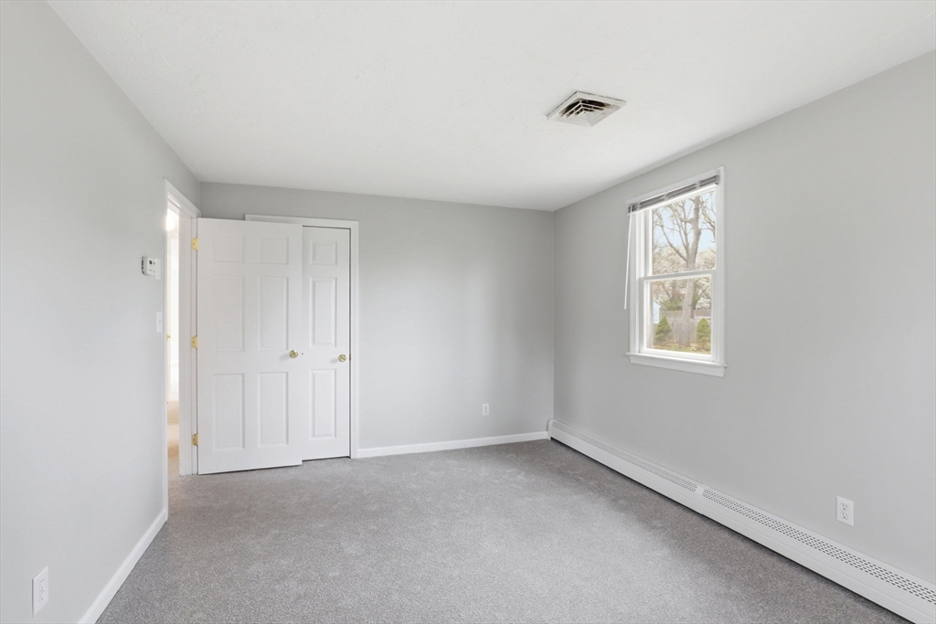 42 Bayberry Rd