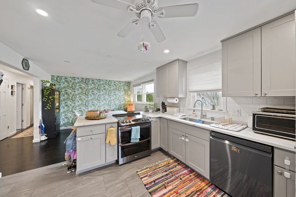 11 Mcauliffe Rd