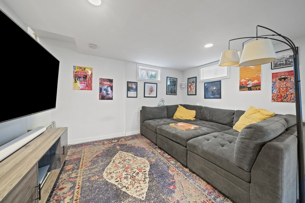 11 Mcauliffe Rd