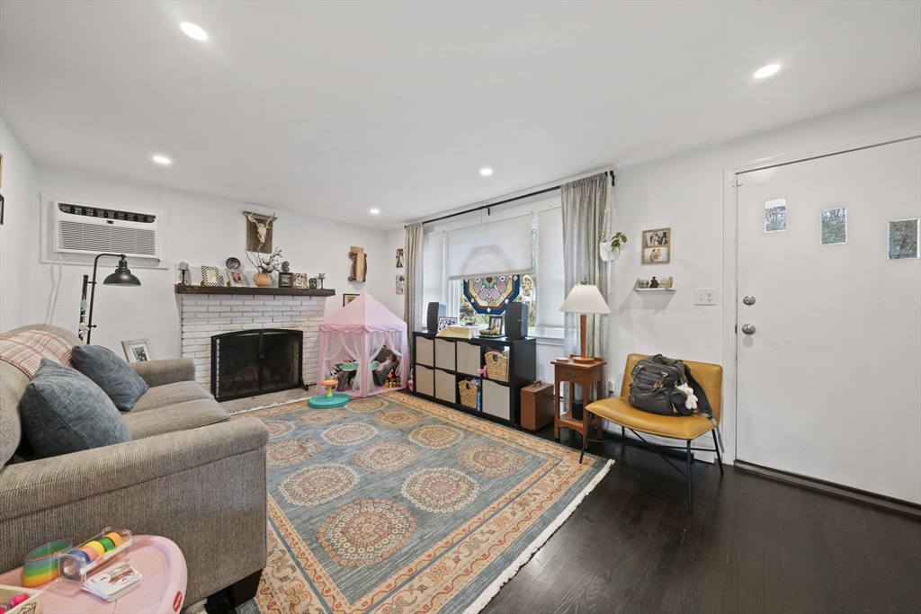 11 Mcauliffe Rd