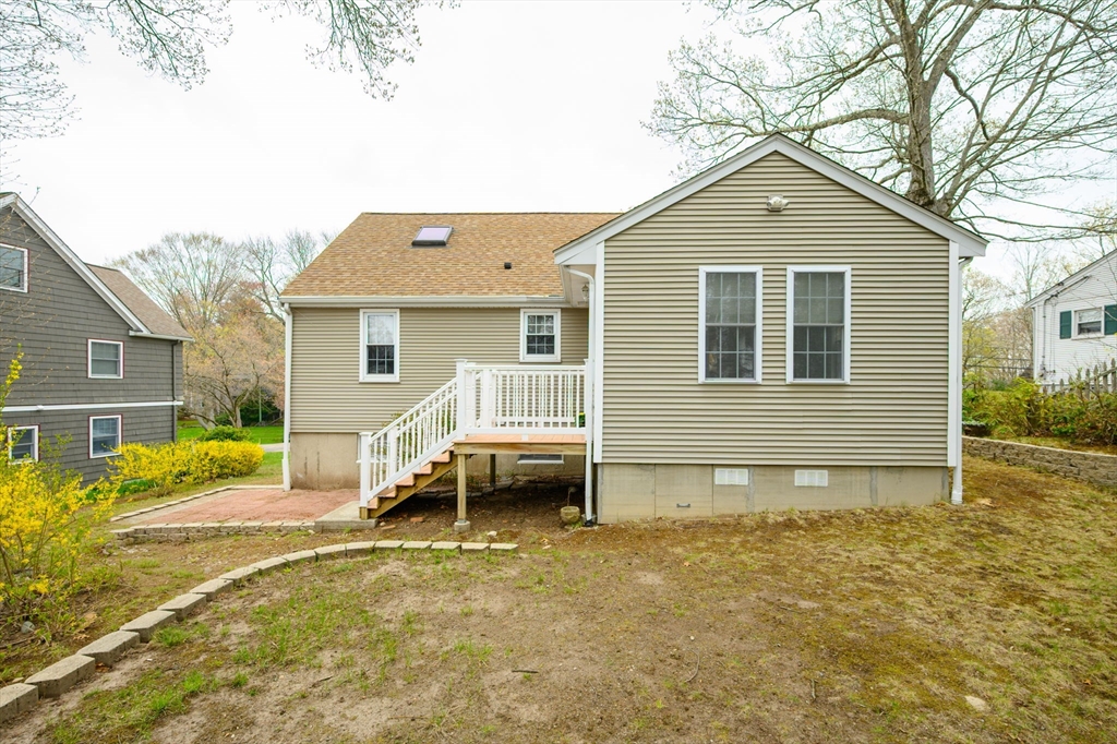 113 Ledgewood Rd