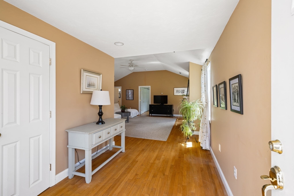 29 Andrew Dr