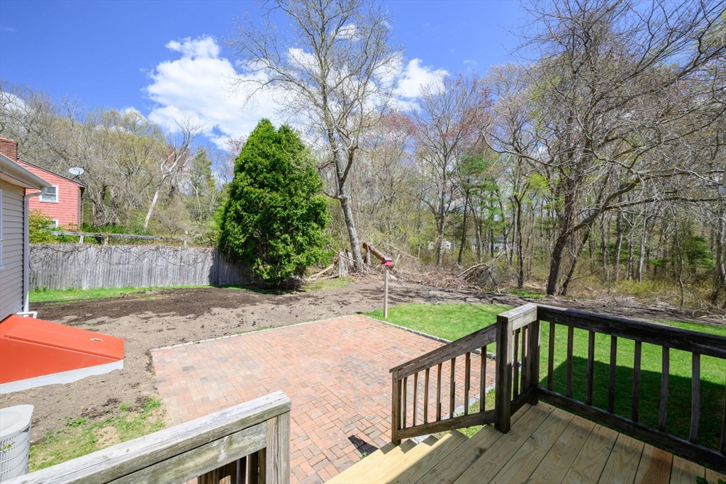 29 Andrew Dr