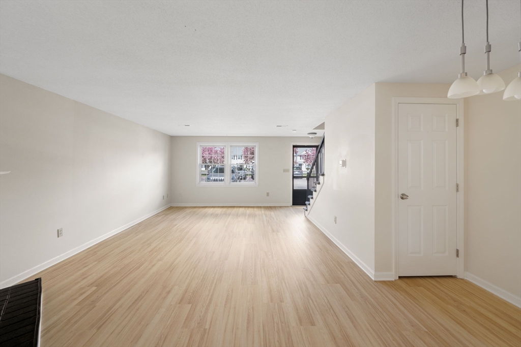 728 Auburn St # D4