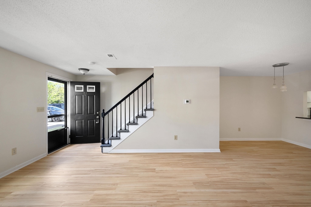 728 Auburn St # D4