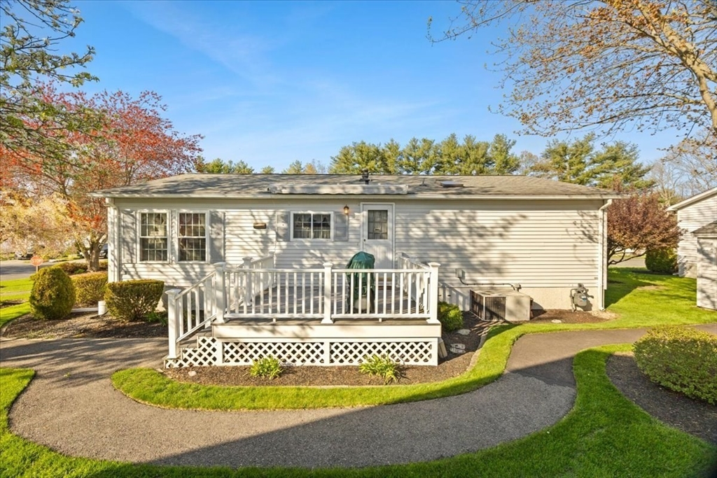 2 Ridgewood Circle