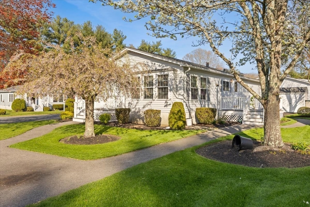 2 Ridgewood Circle