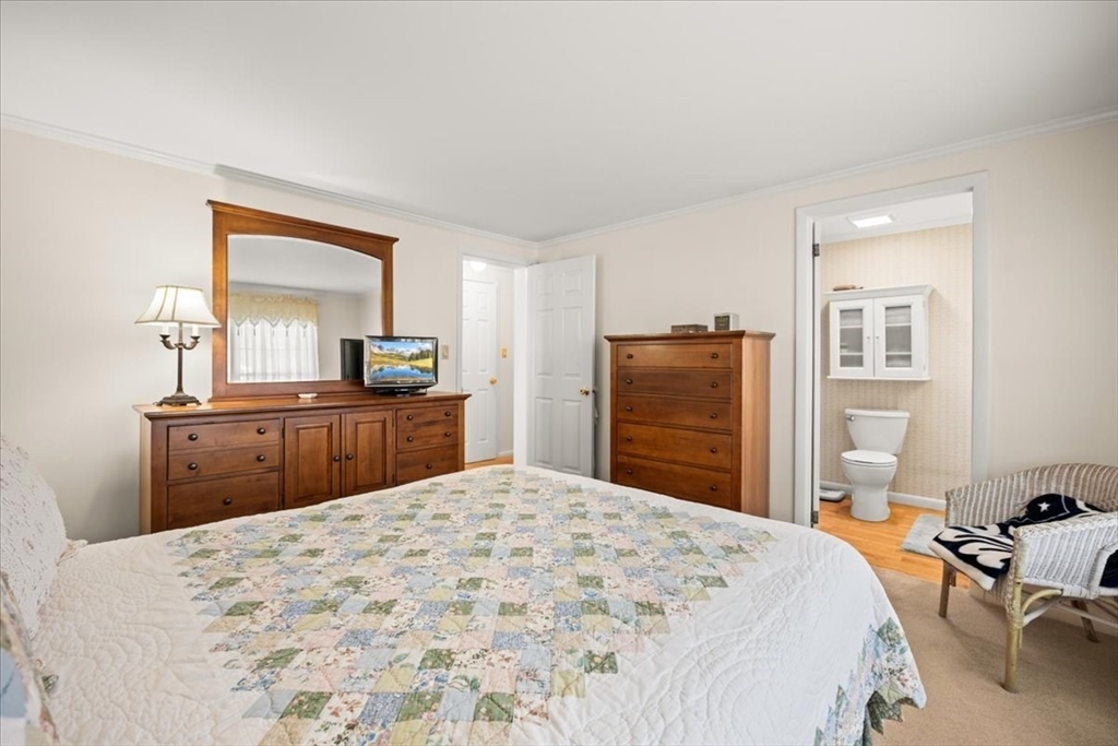 2 Ridgewood Circle