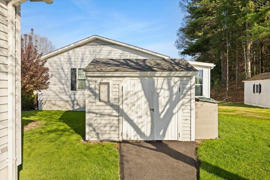 2 Ridgewood Circle