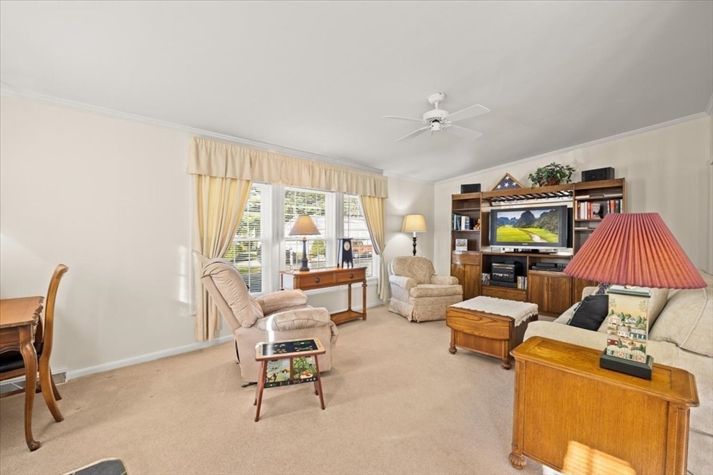 2 Ridgewood Circle
