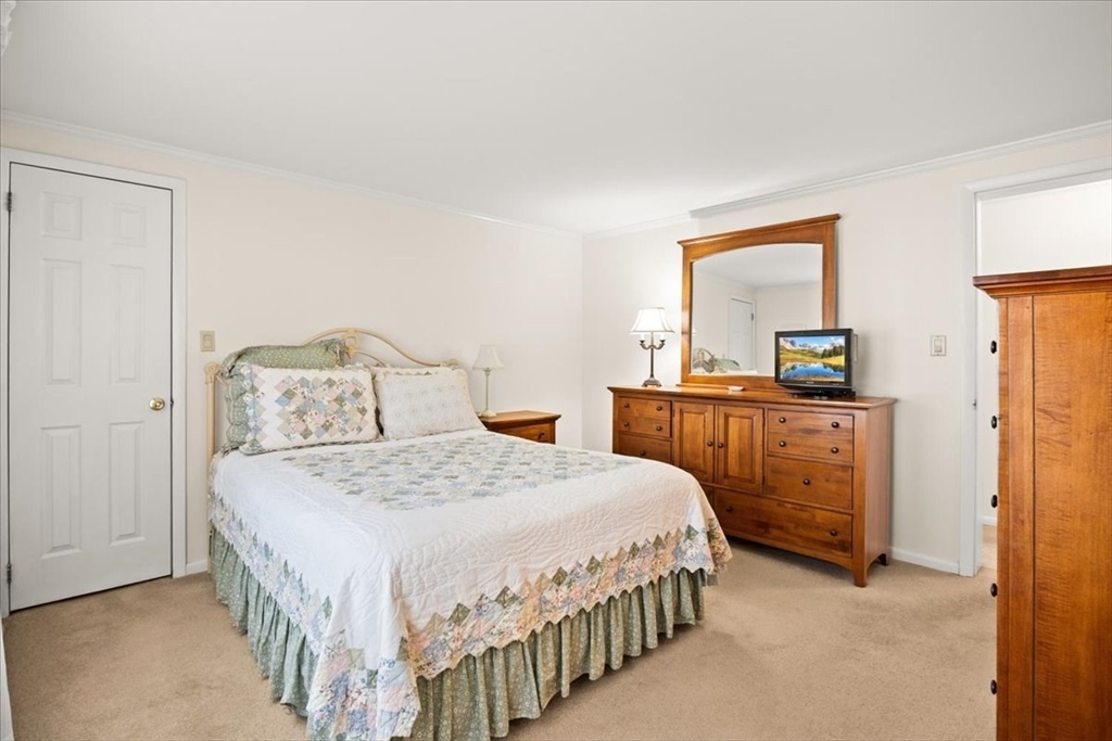 2 Ridgewood Circle