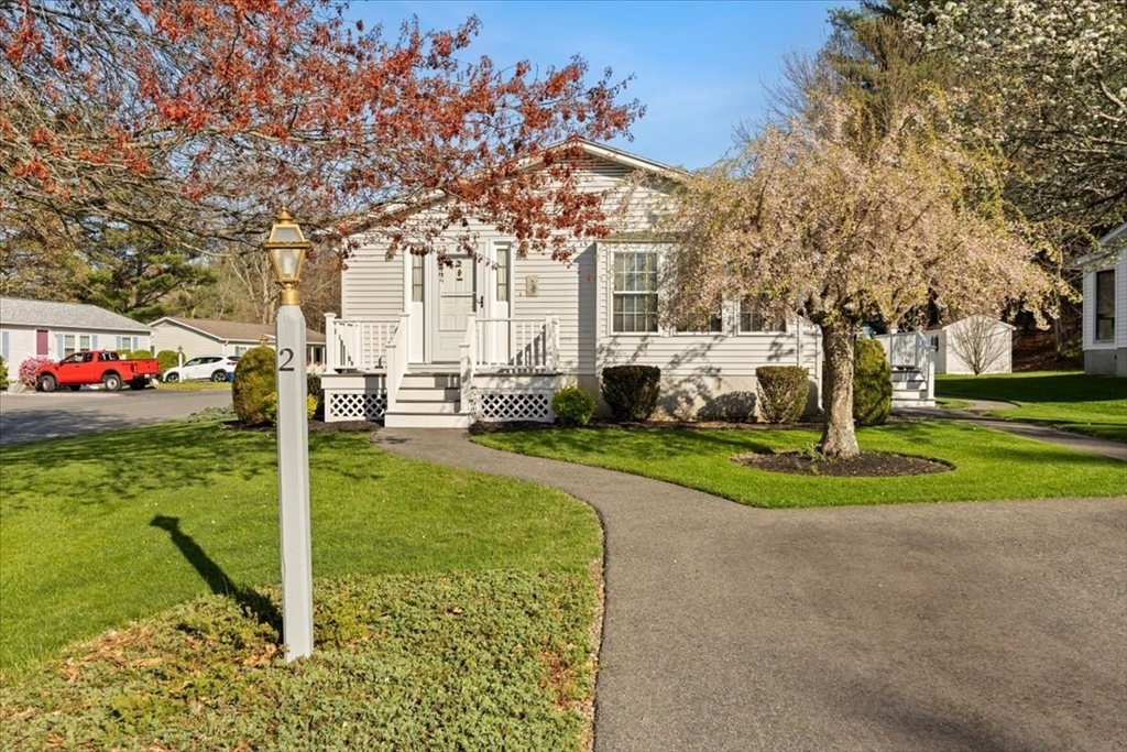 2 Ridgewood Circle