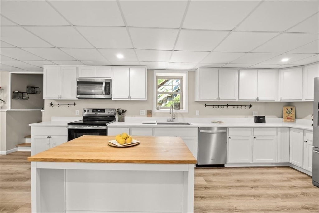 158 Bay State Cir