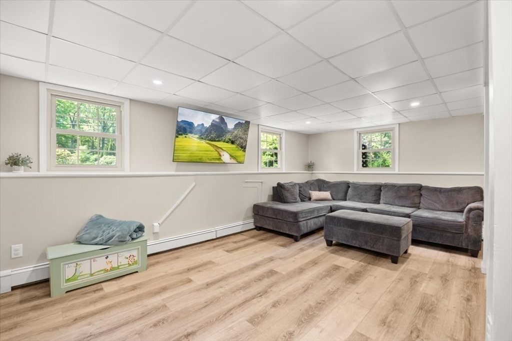 158 Bay State Cir